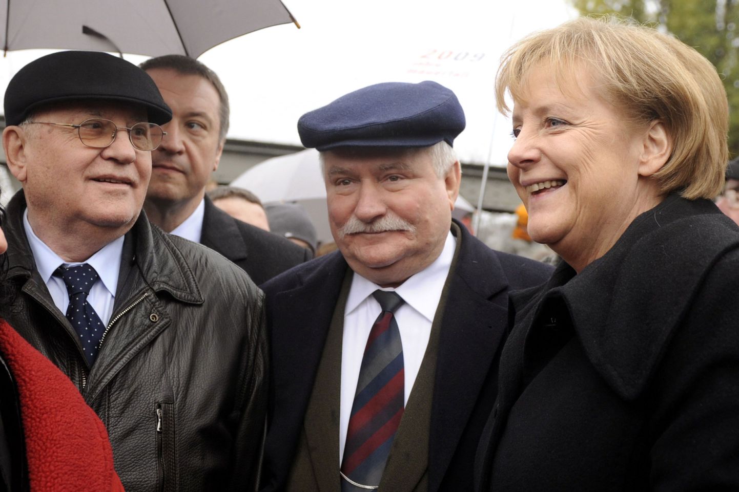 Mihhail Gorbatšov, Lech Wałęsa ja Angela Merkel täna Berliinis.