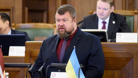 AMATPERSONU DEKLARĀCIJAS ⟩ Deputāts Skrastiņš pērn deklarējis 96 579 eiro ienākumus