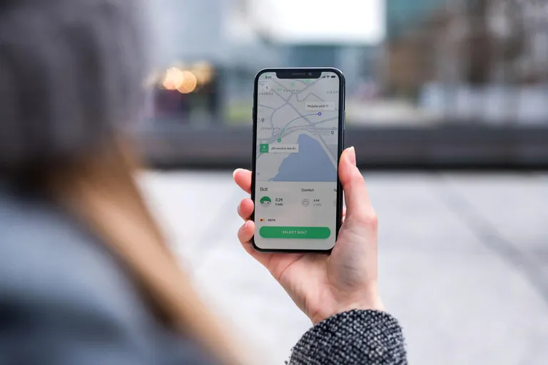 Mobiilirakendus Bolt, millega saab omale taksot tellida.