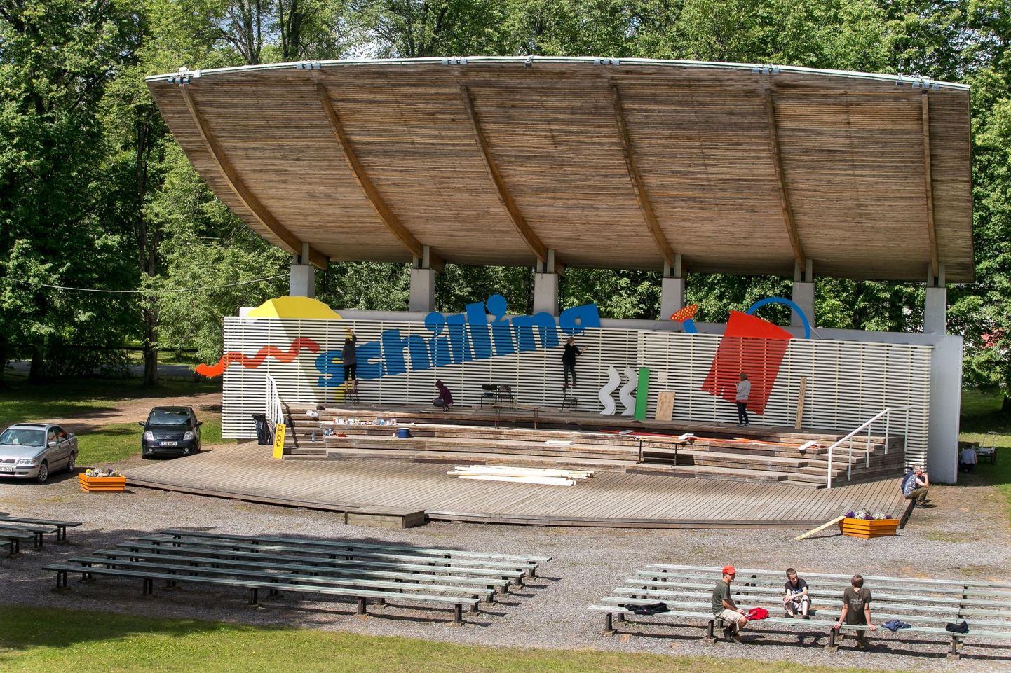Aastatel 2006–2016 astusid Kilingi-Nõmme lauluväljakul üles populaarse Schillingi festivali artistid.