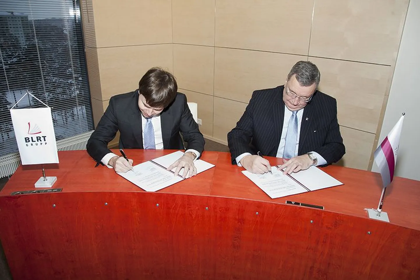 Подписание договора между BLRT Grupp и ТТУ.