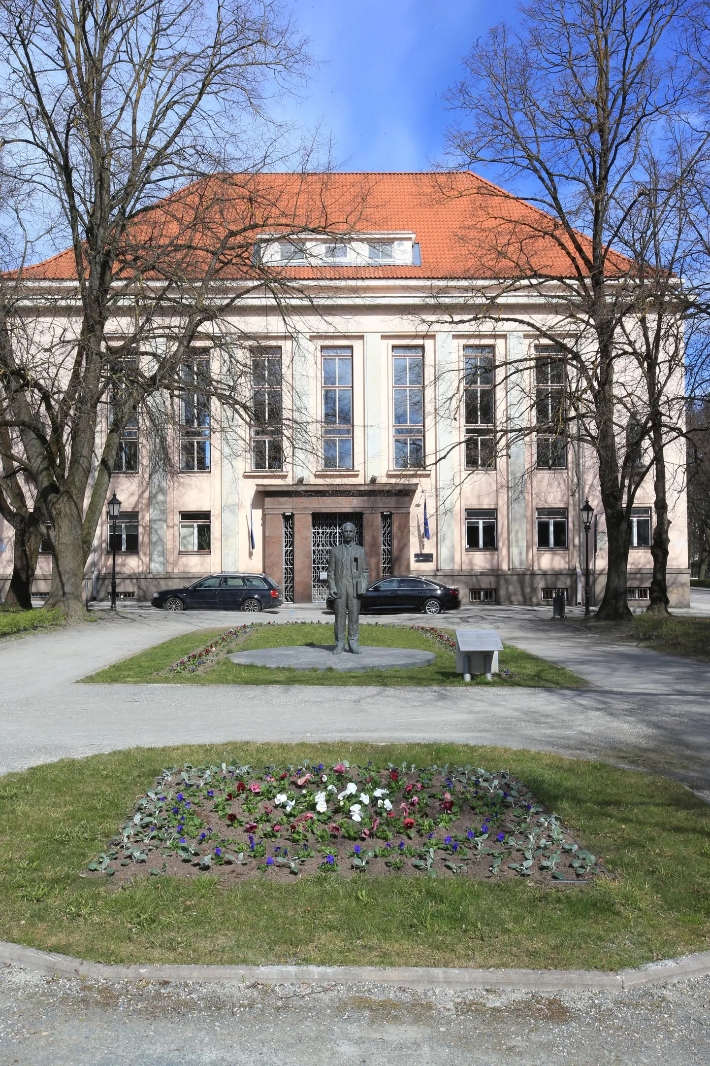 Haridus- ja teadusministeeriumi ametnikud annavad kooliaasta alguseks juhised esmaspäeval.