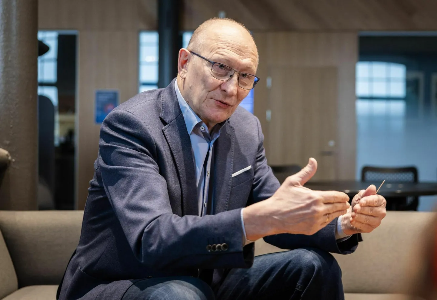 Endine haridus- ja kaitseminister, Tartu Ülikooli ja Tallinna Tehnikaülikooli rektor, riigikogu liige, füüsik Jaak Aaviksoo mullu aprillis, kui talt küsiti arvamust õpetajate palga kohta.