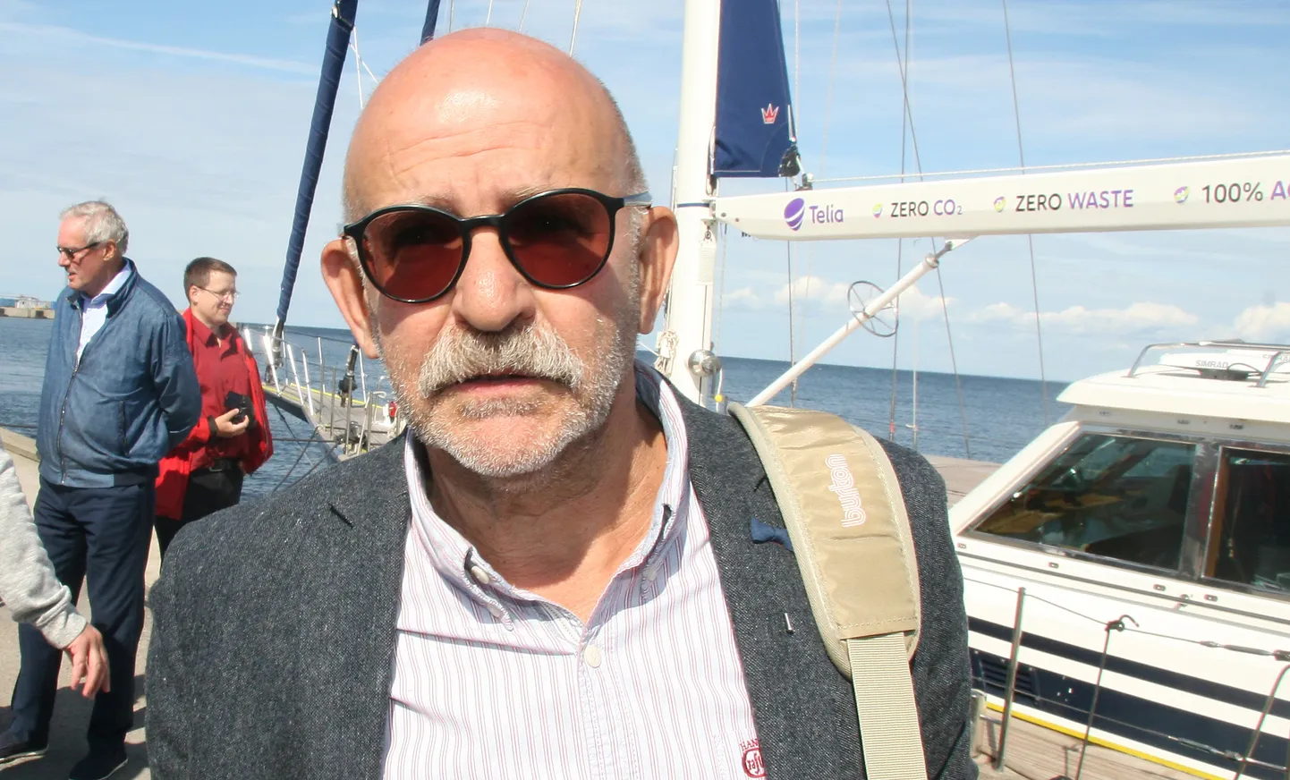 David Vseviov: "Aga miks on Bellingshauseni ekspeditsioon sümpaatne − seal ei olnud, nii palju kui olen kursis, koloniaalseid ambitsioone. Võib-olla sealt algabki traditsioon, mis minu teada Antarktikaga seostub, et keegi ei pretendeeri otseselt sellele alale."