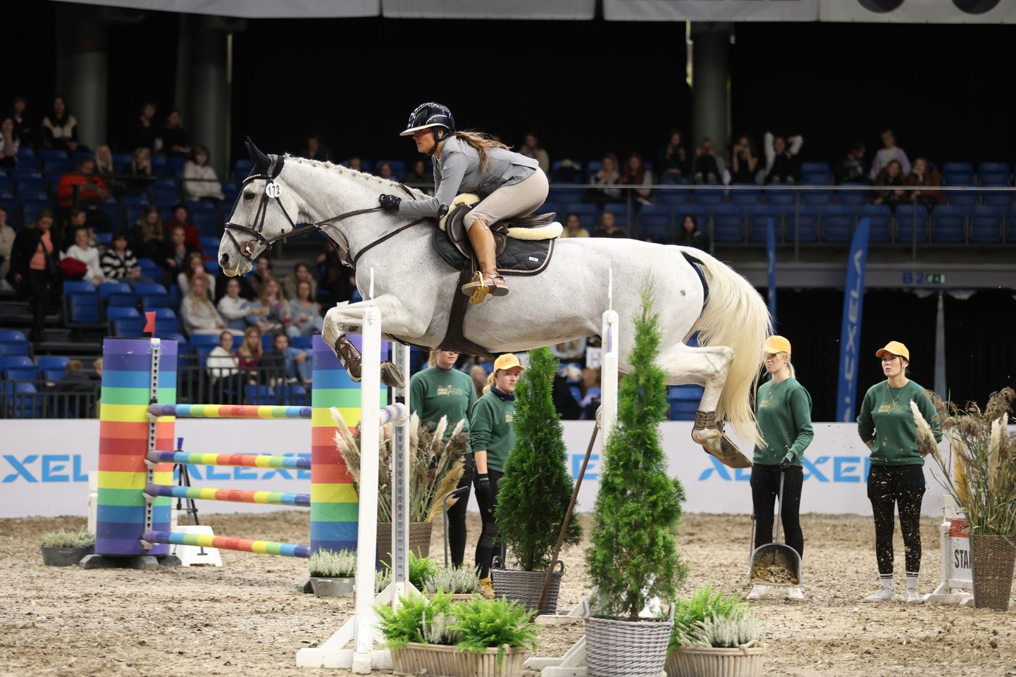 Janely Saar võistlemas hobusel Ilsonne V Bareelhof.