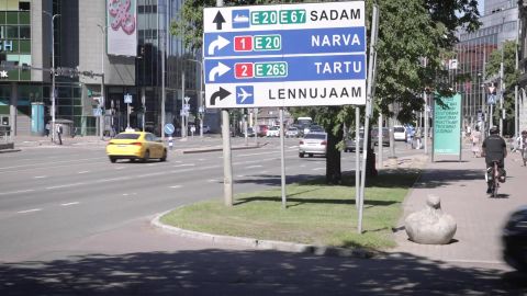На Лийвалайа со скоростью 40 км/ч: таллиннцы высказались о новом скоростном режиме в центре города