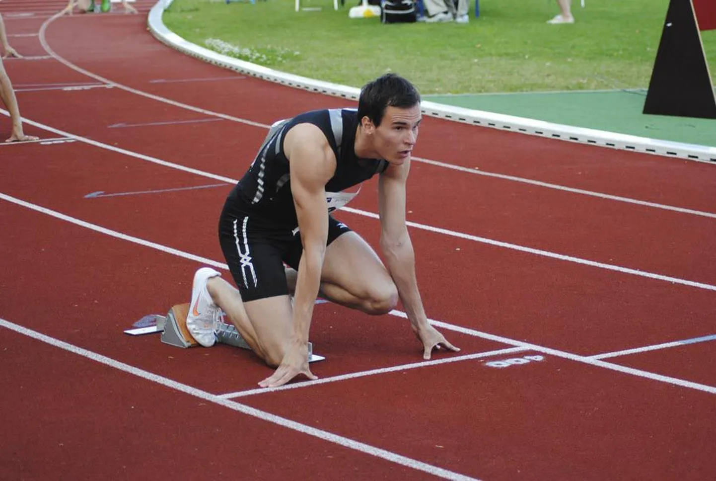 Rauno Künnapuu püstitas katsevõistlustel uue isikliku rekordi ja pääses 400 meetri teatejooksus Eesti koondisesse.