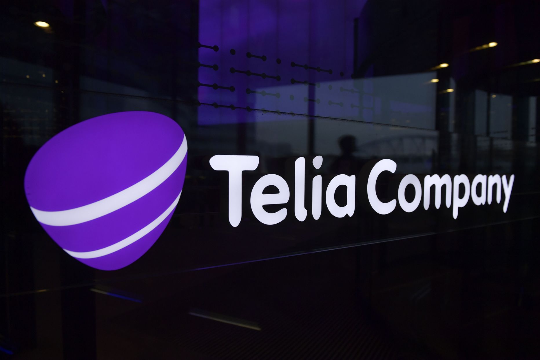 Telia Company käitumine vihastas väikeaktsionärid välja.