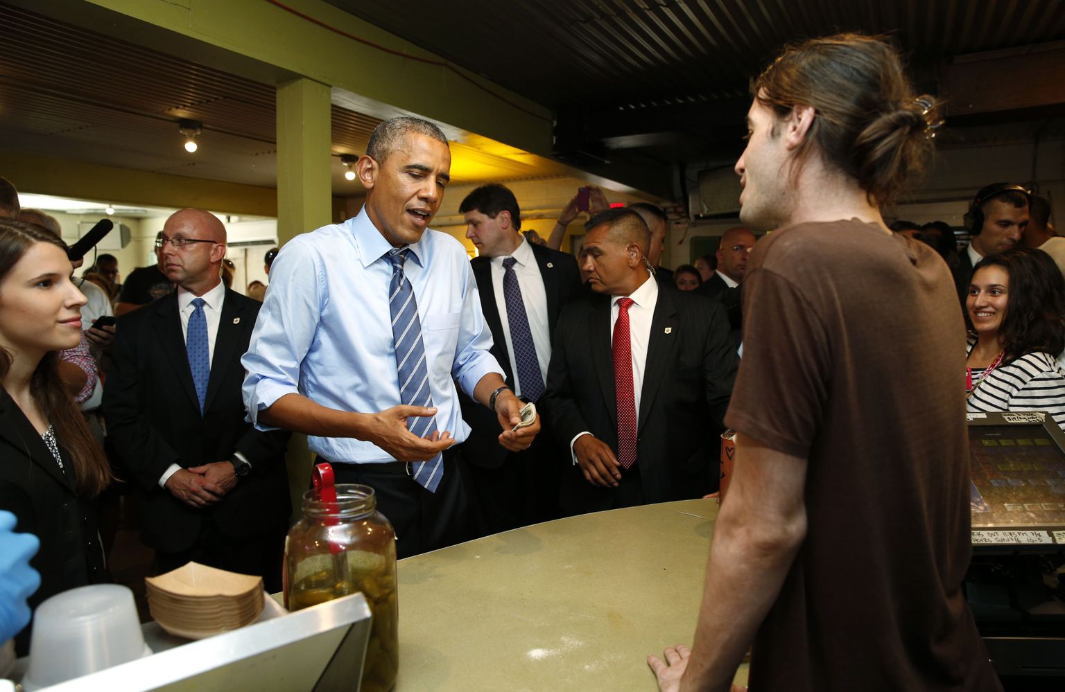 Barack Obama  Austinis Franklin Barbecues