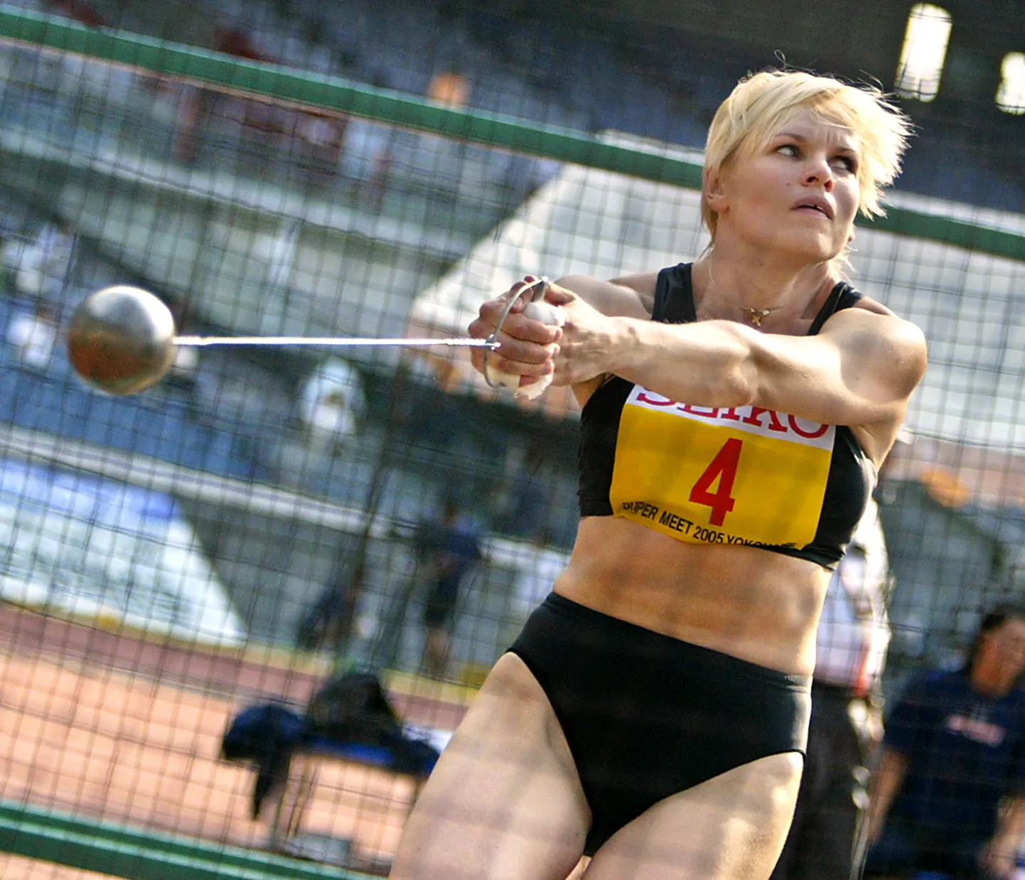 Helsingi MM-il vasaraheites kulla võitnud Olga Kuzenkova oli üks sportlastest, kes 2013. aastal tehtud järeltestimisel vahele jäi.