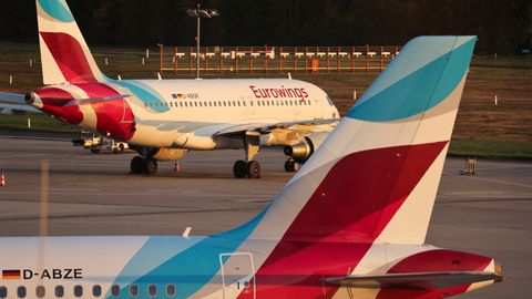Отменены сотни рейсов: в Европе бастуют пилоты