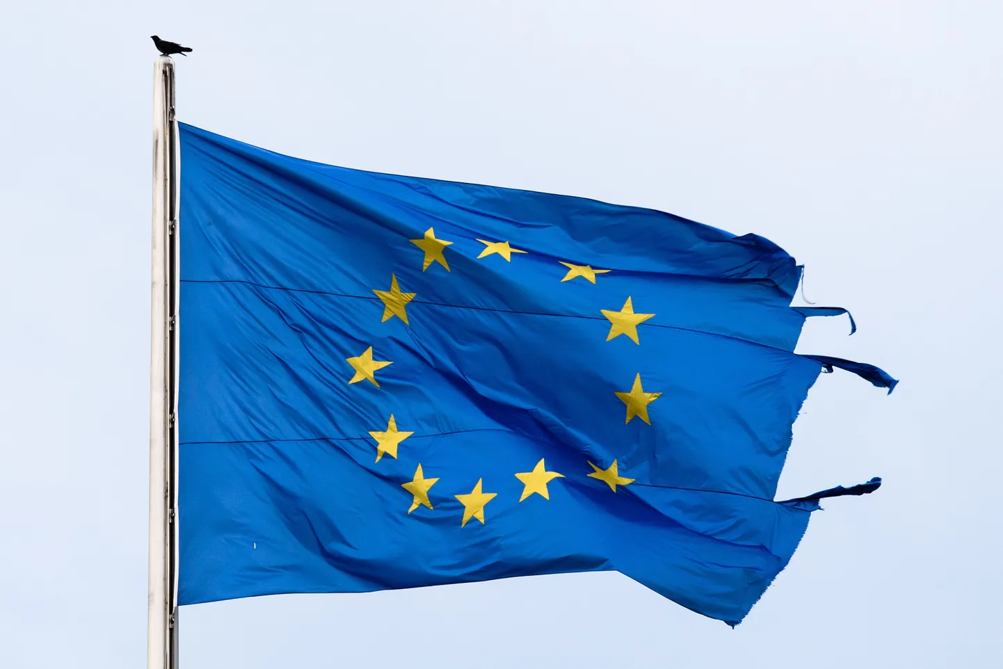 Katkine Euroopa Liidu lipp.