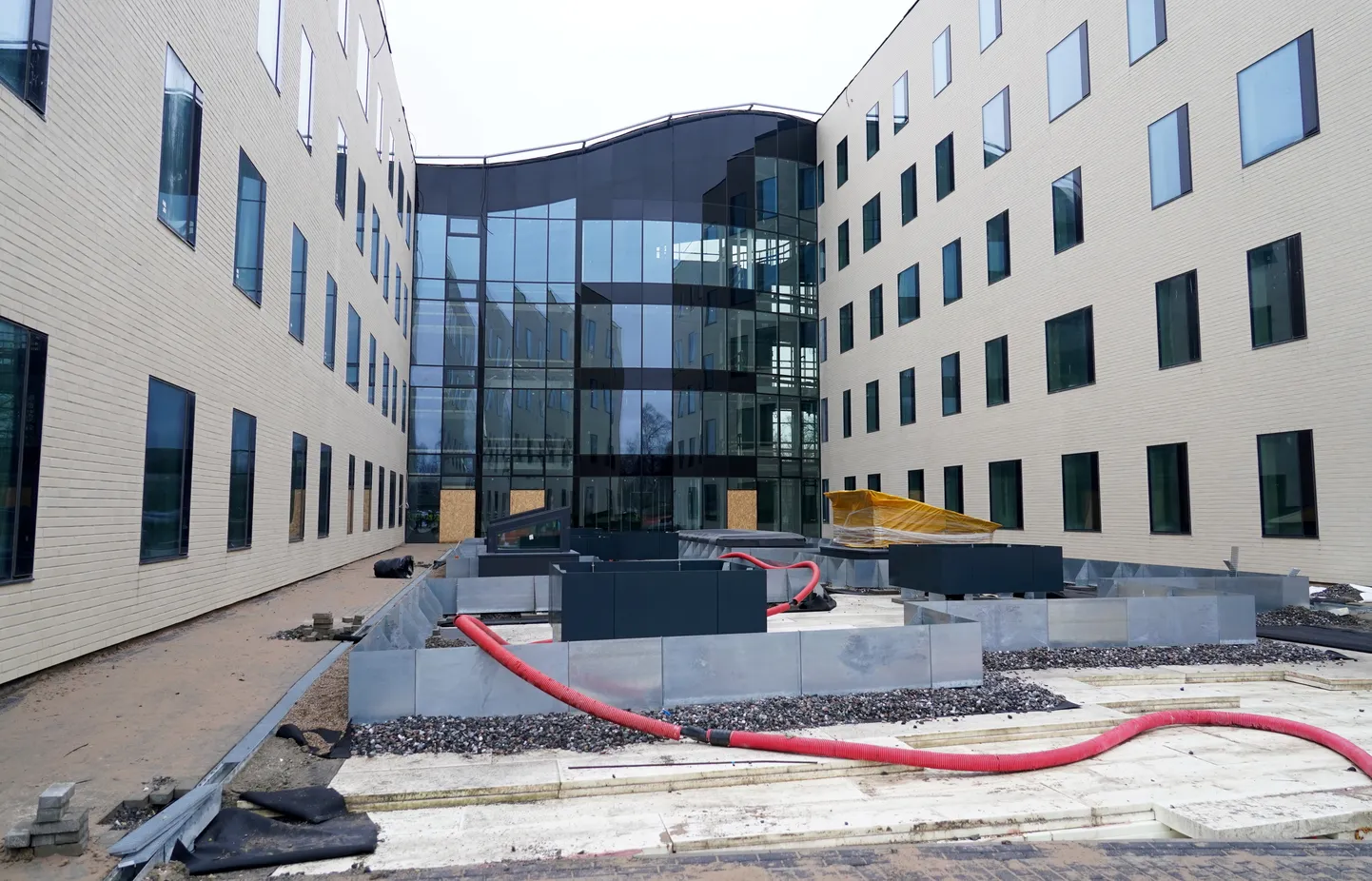 Paula Stradiņa klīniskās universitātes slimnīcas A2 korpusa būvdarbi.