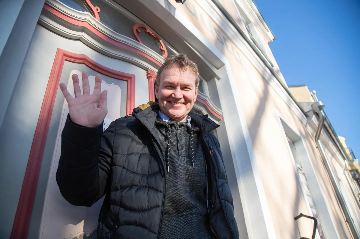 Viljandi muuseumi 33 aastat juhtinud Jaak Pihlak loodava sihtasutuse juhiks ei kandideeri.