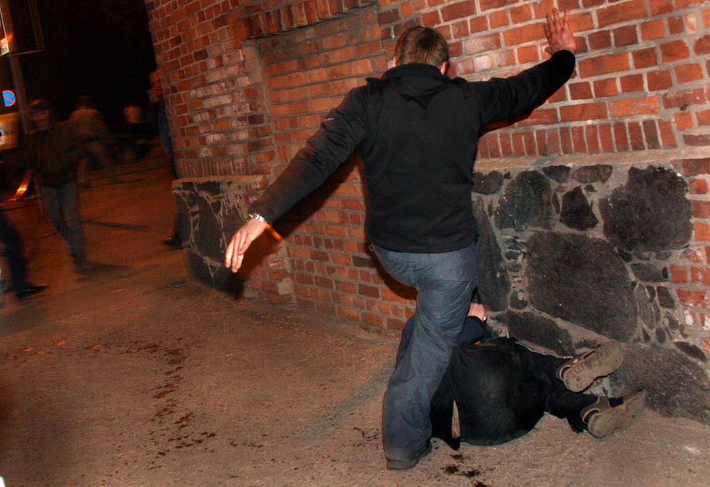 Viljandis on nädalavahetuseti kaklemine tavaline, süüdlased saavad karistada aga haruharva. Foto on tehtud mõni aasta tagasi Pärnus.