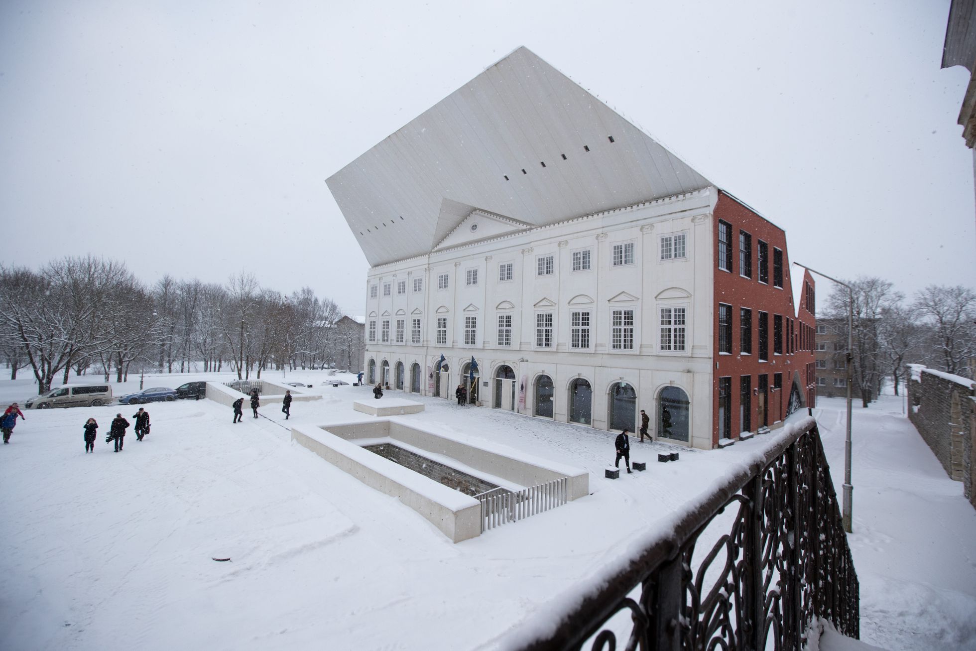 Нарвский колледж Тартуского университета.