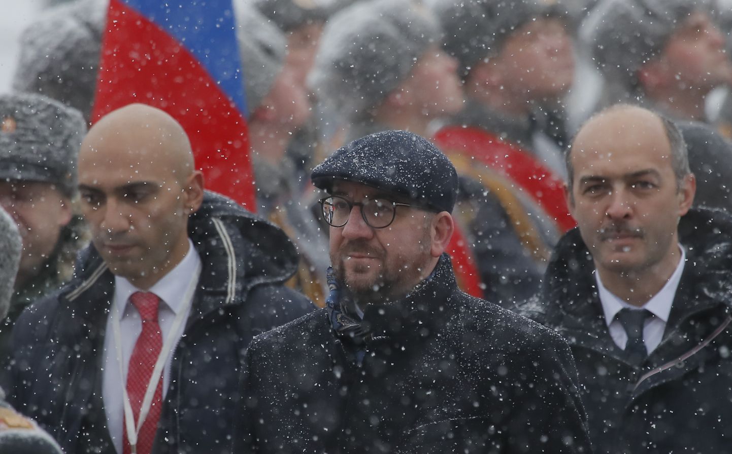 Belgia peaminister Charles Michel Moskvas pärgade asetamisel tundmatu sõduri mälestusmärgi juures.