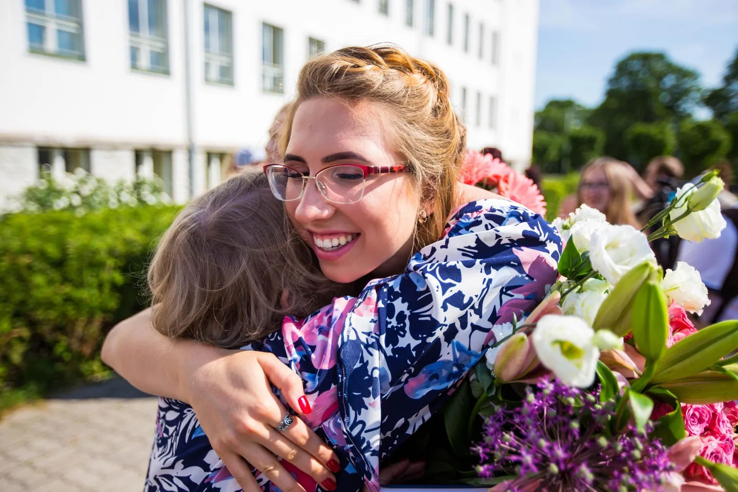 Rakvere gümnaasiumist läkitati teele 100. lend.