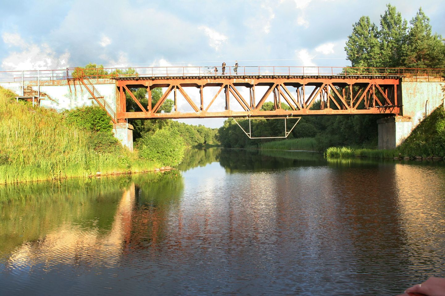 Raudteesild üle Reiu jõe on septembri alguseni remondi tõttu suletud.