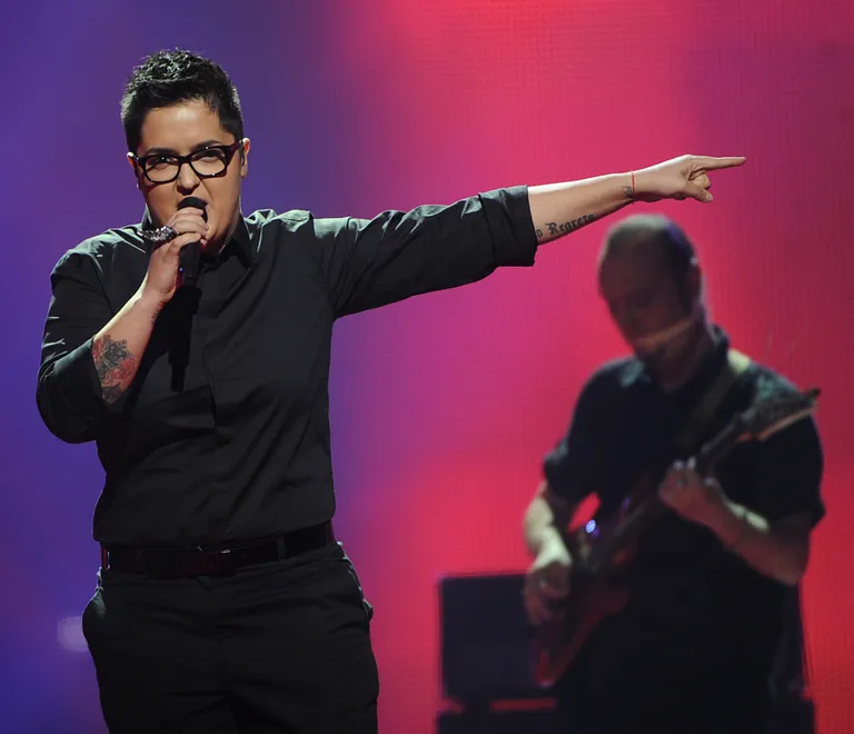 Marija Šerifović võitis 2007. aastal Eurovisiooni, nüüd laulab ta Eesti Laulul Sissile tausta.