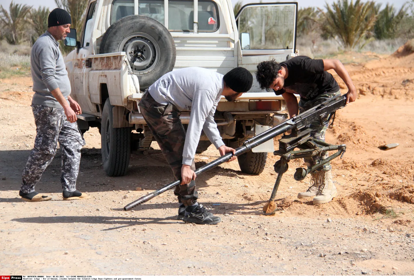 Liibüa Koidiku võitlejad Bir al-Ghanam'i lähedal.
