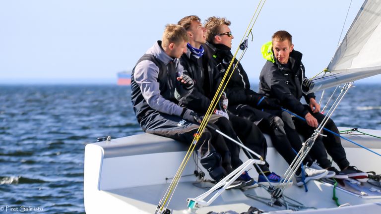 Avamerepurjetamise Euroopa meisterjaht Katariina II baasil loodud meeskond Karl-Hannes Tagu juhtimisel Pärnu Jahtklubist.