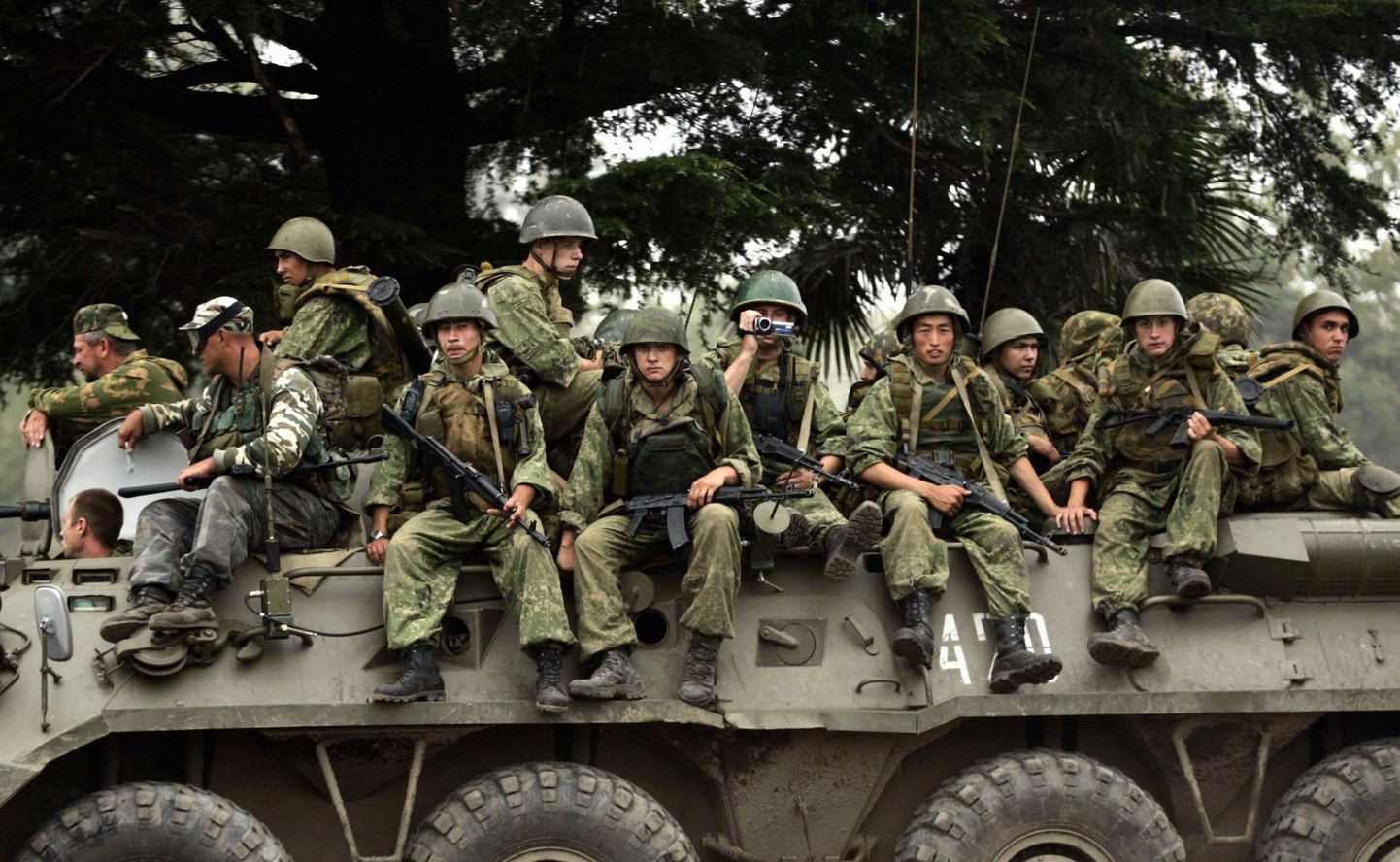Vene sõdurid 19. augustil 2008. aastal okupeeritud Senaki linnas Lääne-Gruusias. 