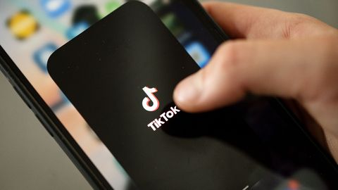 Malaizija aizliedz bērniem veidot kontus sociālajos tīklos