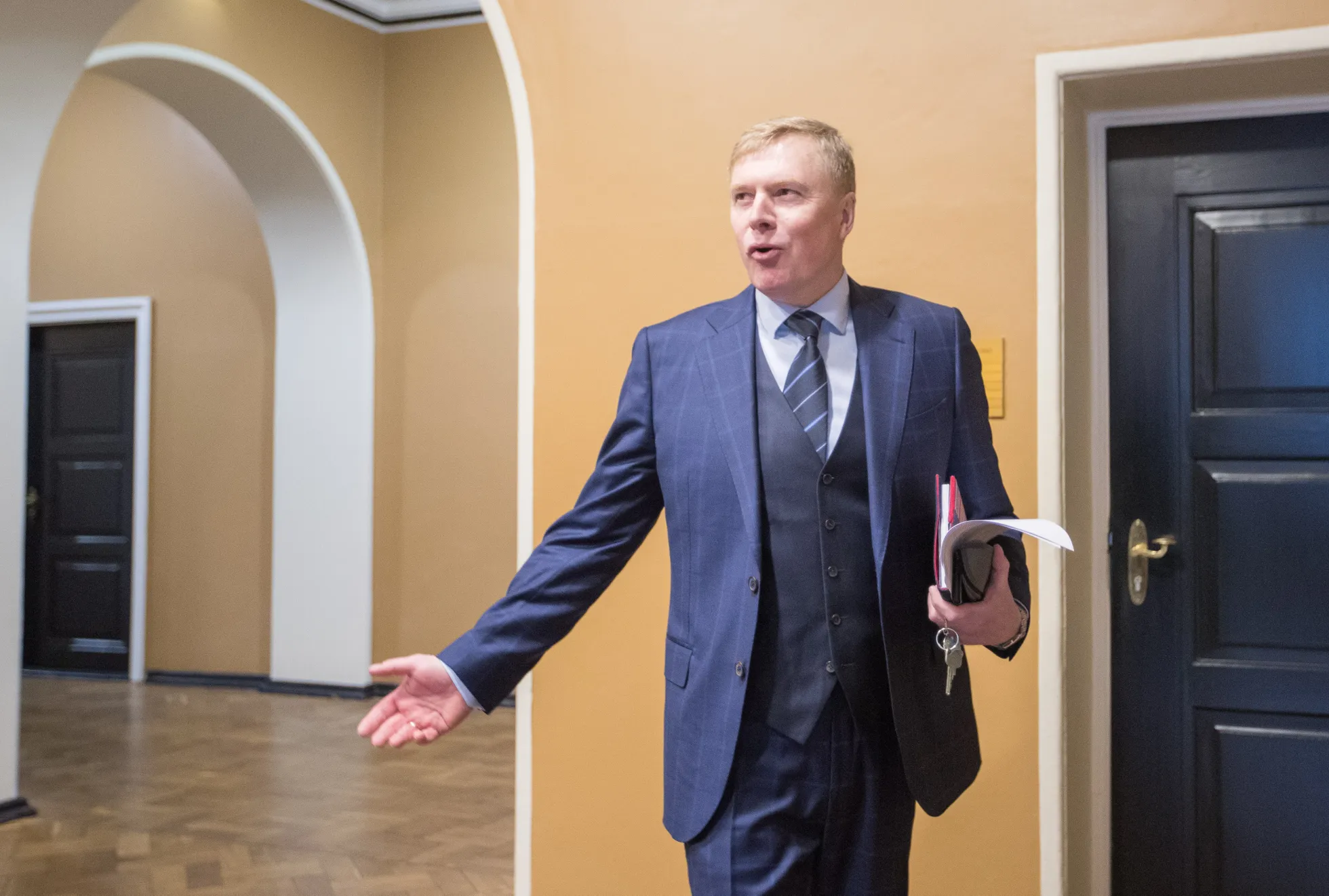 Reformierakonna fraktsiooni koosolek. Pildil Kalle Laanet.
