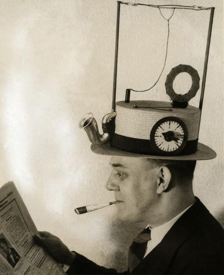 Dadaistu radio cepure