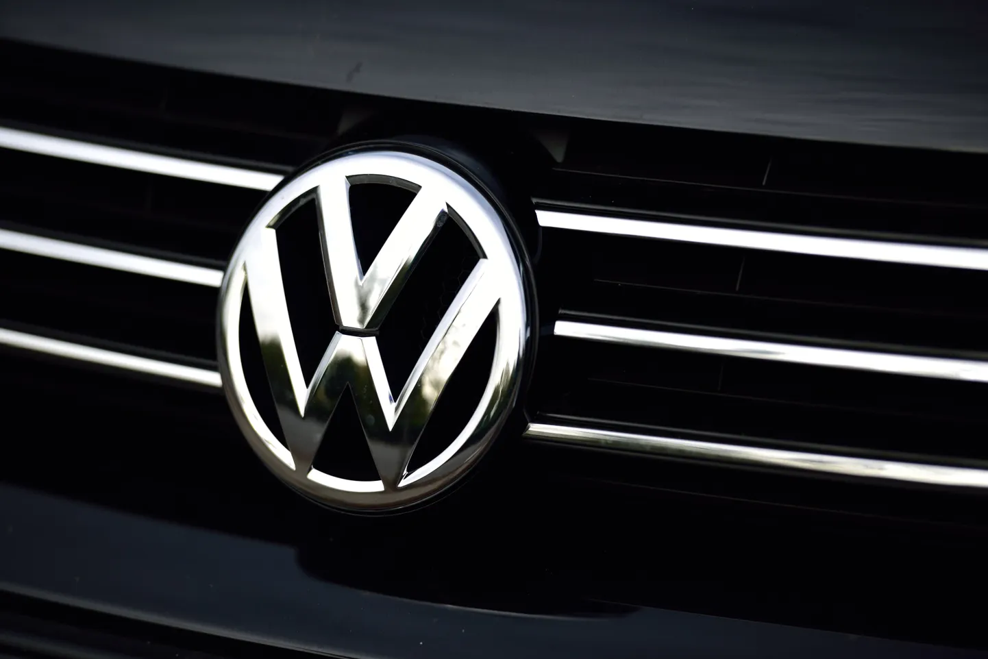 Логотип Volkswagen.