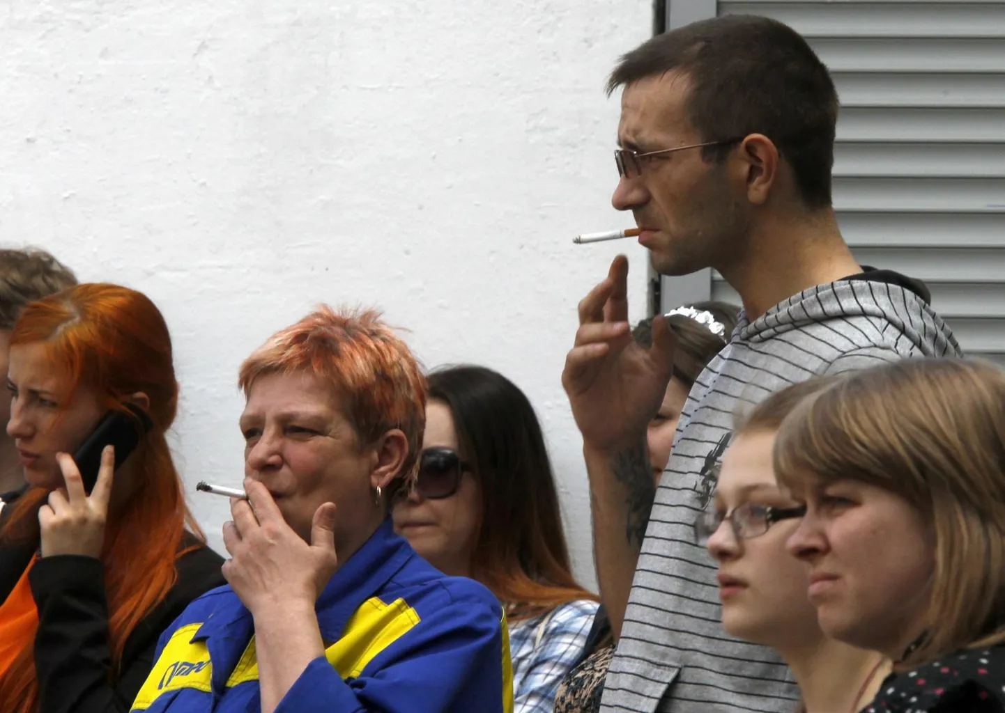 Mitte veel kuigi ammu oli avalik suitsetamine täiesti tavaline nähtus ja seda isegi laste juuresolekul.