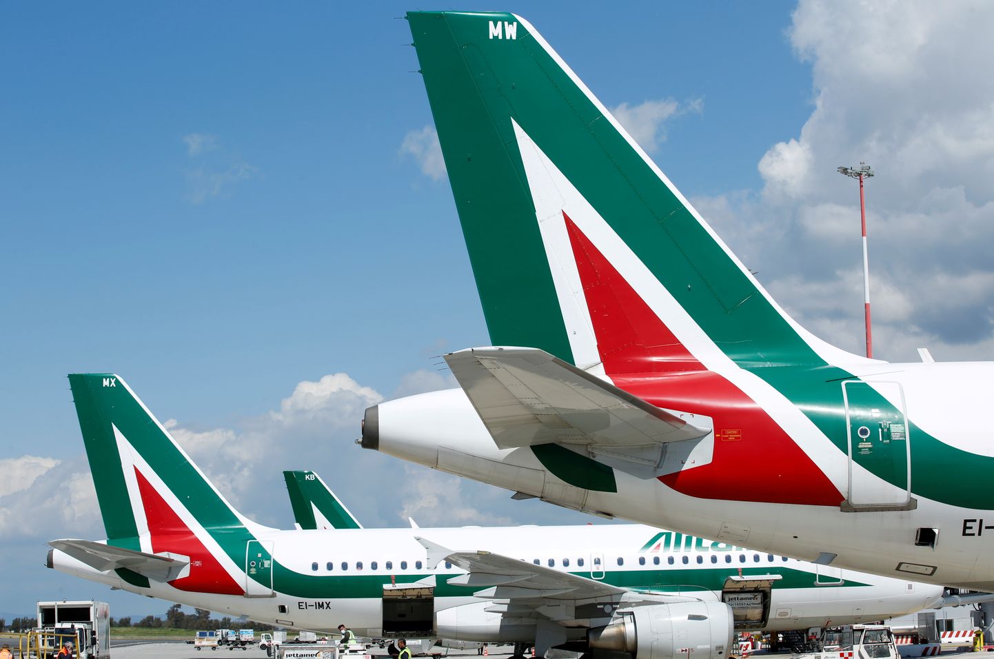 Alitalia lennukid.