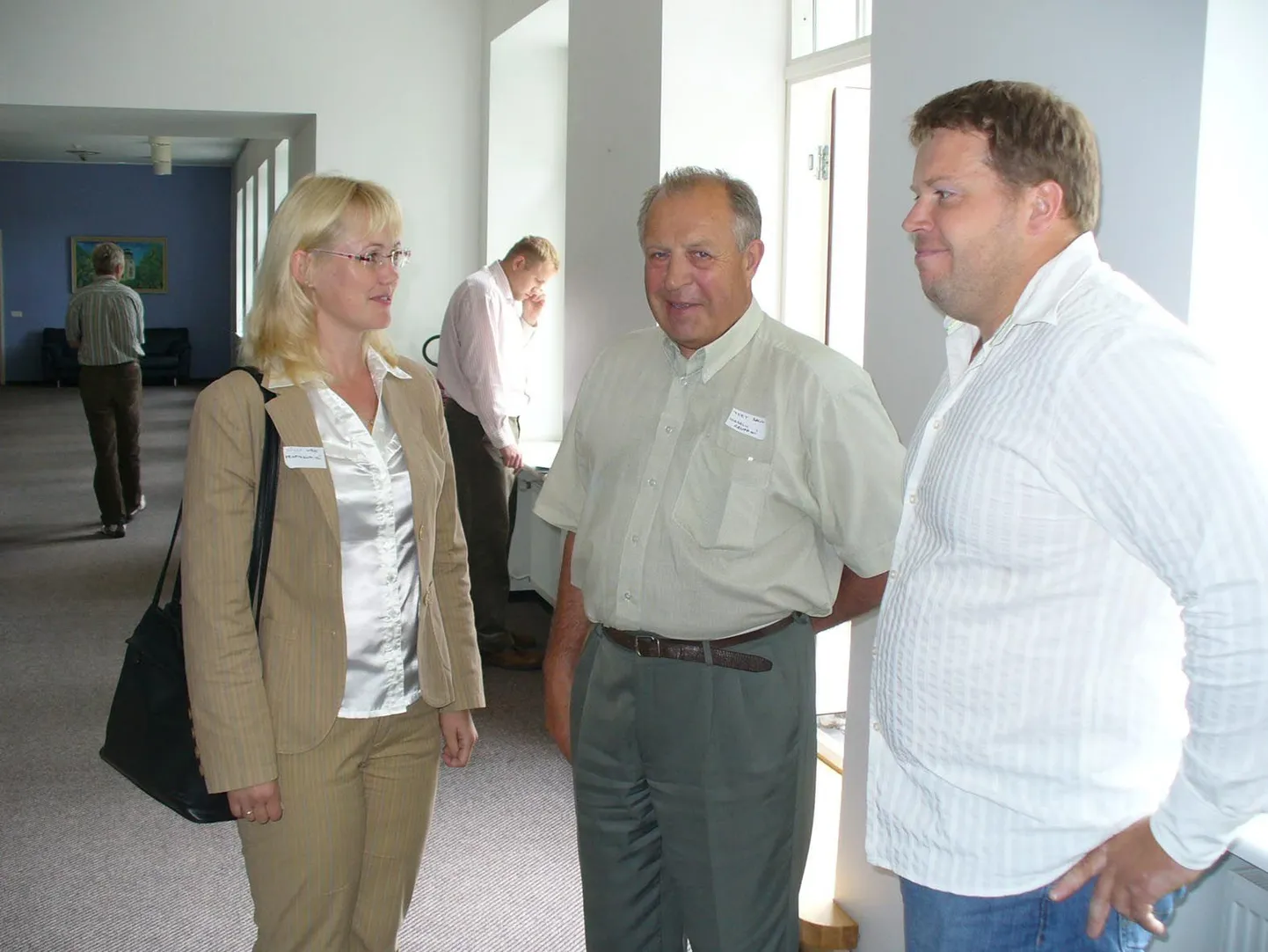 Külli Uibo (vasakult) Pro Fiksumist, Teet Saul Hiiesalu Grupist ja Lauri Nämi Landhausist.