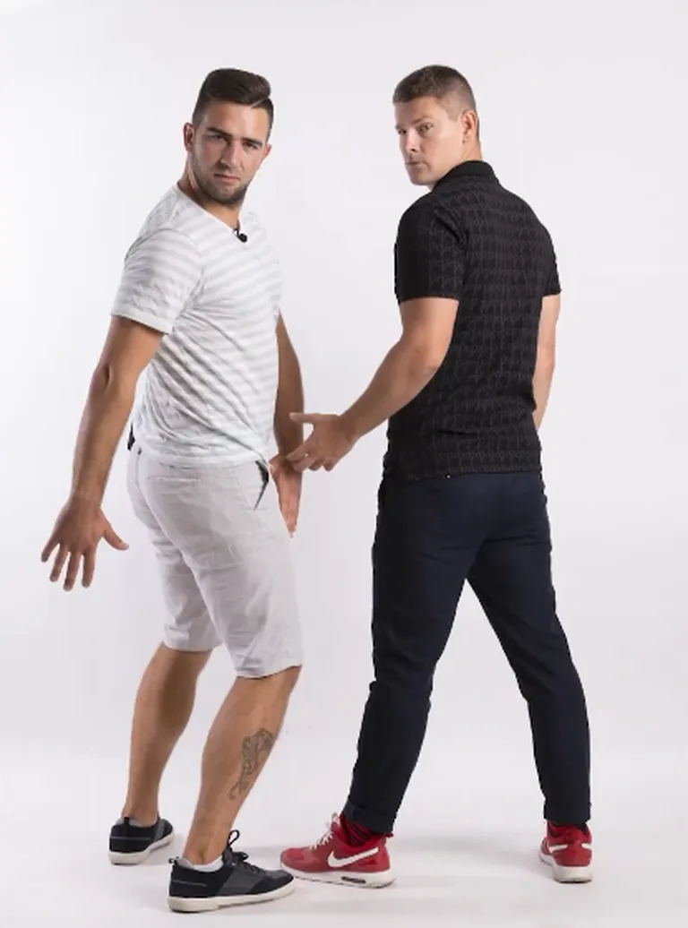 Robert ja Jüri katsetavad modelliametit.