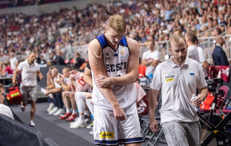 Kaspar Treier 19. augustil Riias mängus Lätiga pärast vigastada saamist.