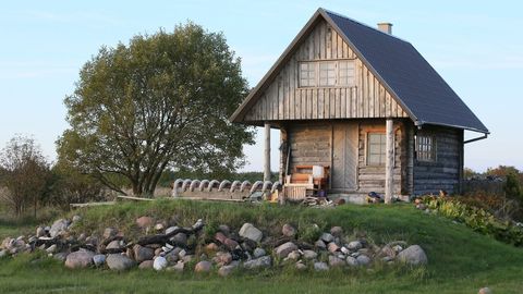 Silm puhkab! Saaremaal müüakse paradiisirannaga suvituspaika