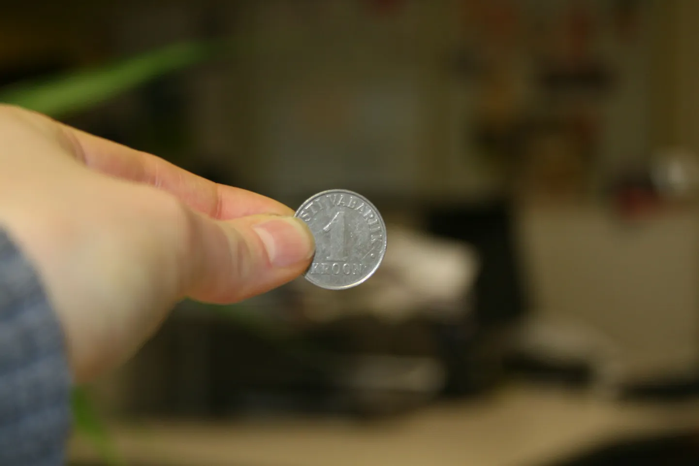 За серебряную однокроновую монету 1991 и 1992 года выпуска можно выручить на аукционе больше 1000 крон.