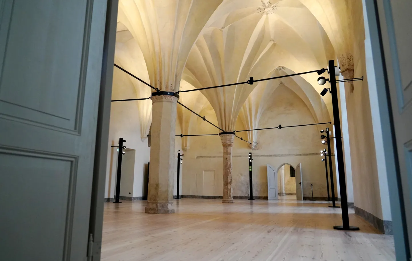 Atjaunotās Latvijas Nacionālā vēstures muzeja telpas Rīgas pilī. Remtera zāle.