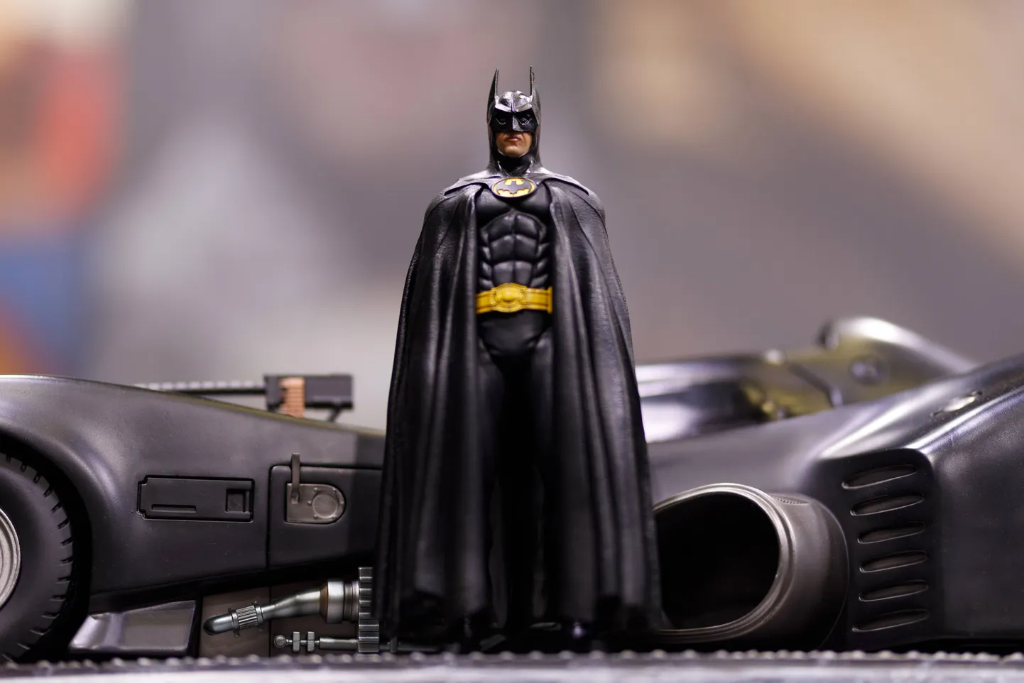 Batmani-nukk ja Batmobiil