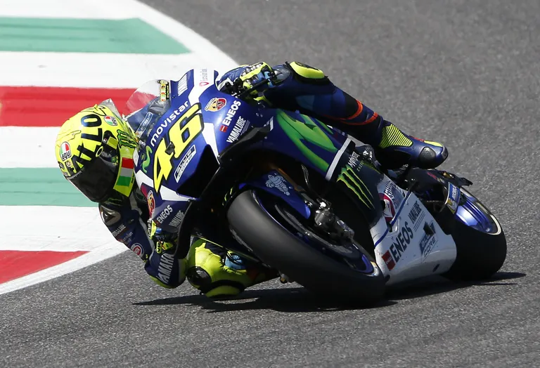 Valentino Rossi päev lõppes kodupubliku ees nukra katkestamisega. FOTO: Scanpix