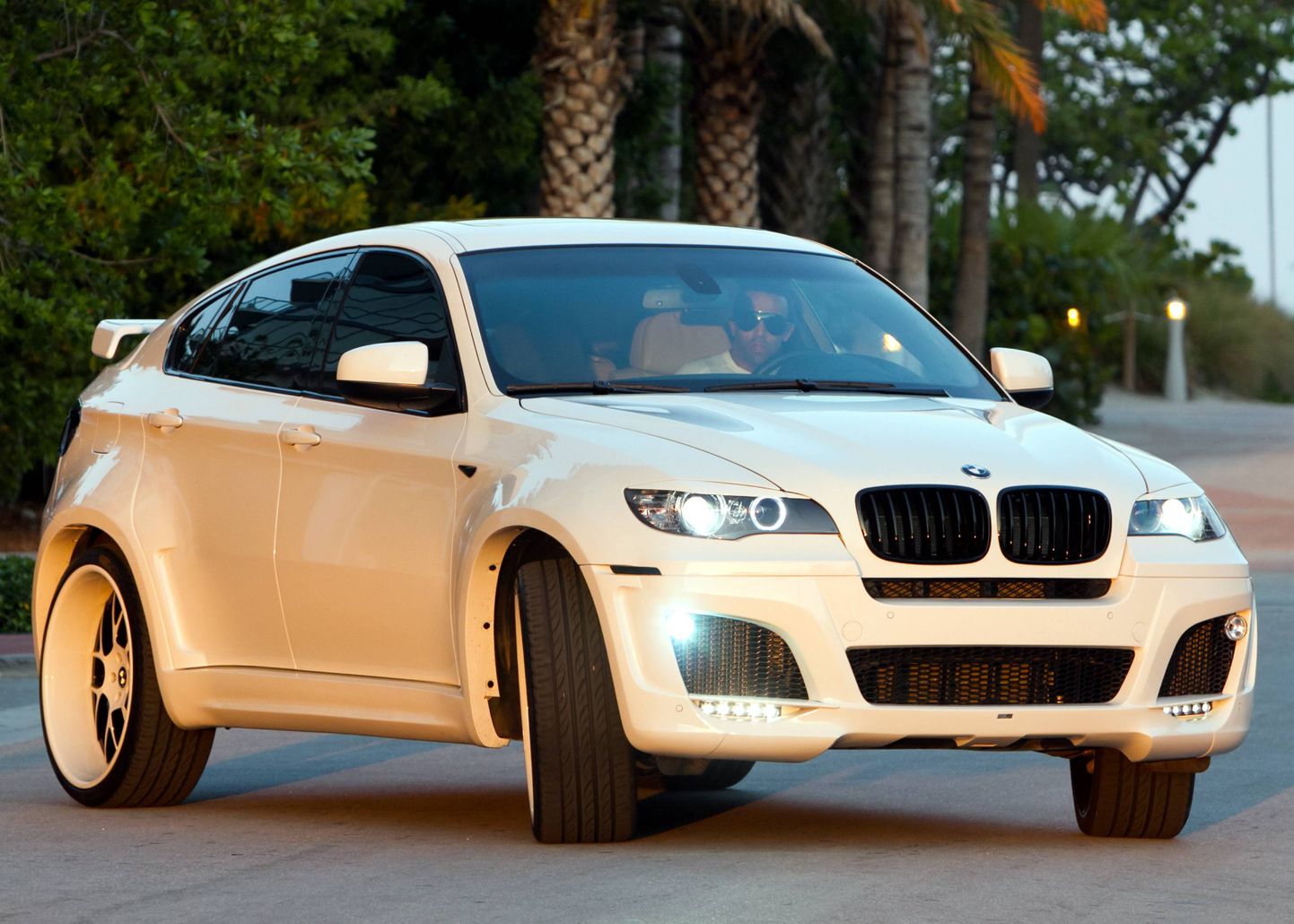 BMW X6. Иллюстративное фото.