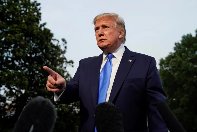 Donald Trump 2. juuni õhtul oma tavalise soenguga