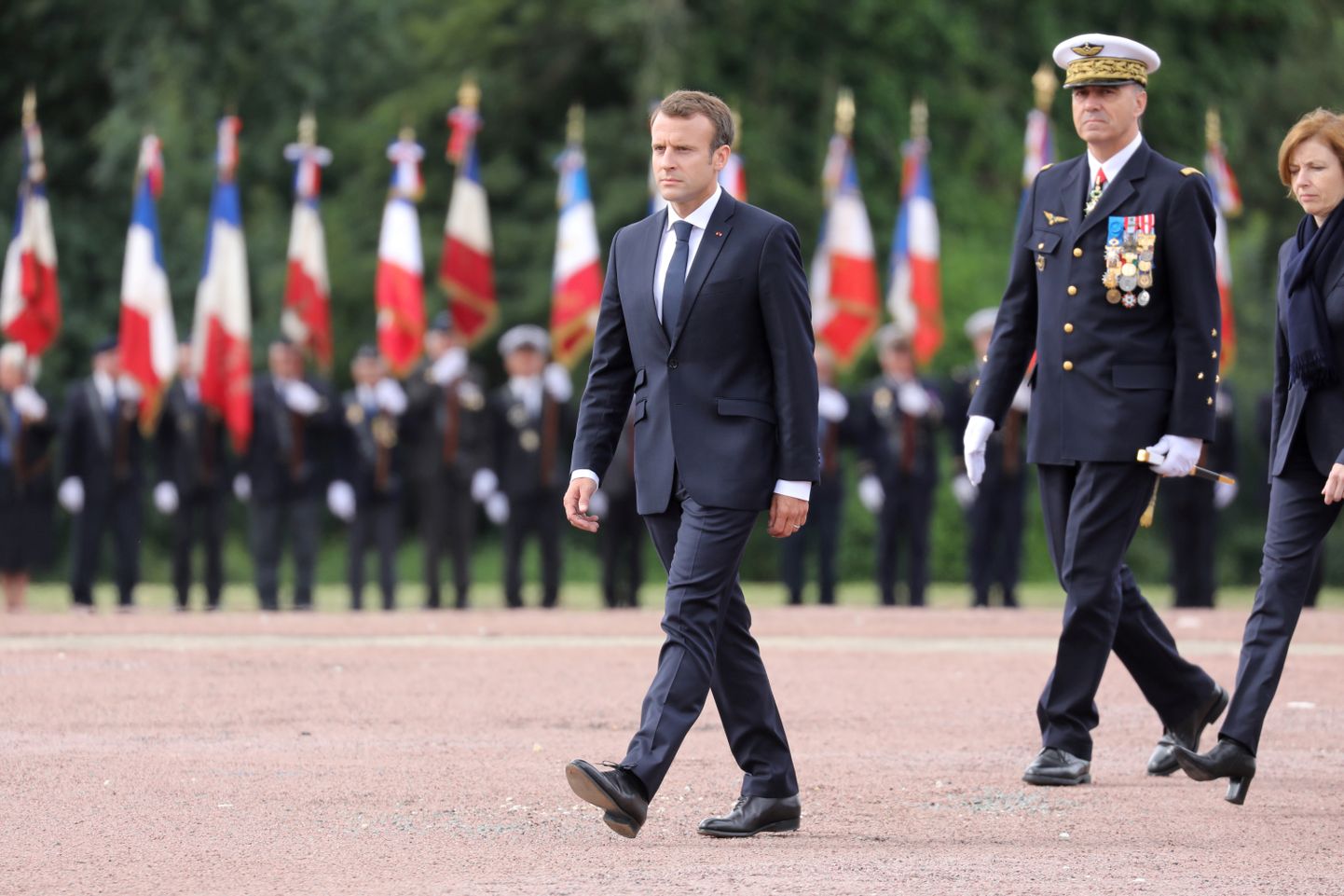 Emmanuel Macron ja Florence Parly külastusel relvajõudude juurde.