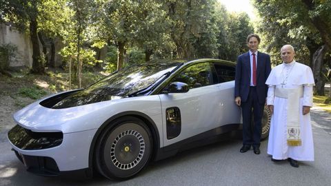 TULE PAAVST APPI ⟩ Elektriline Ferrari olevat uskumatult kole