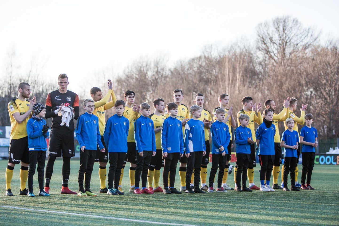 Tuleviku jalgpallurid teenisid kolmapäeval Tallinnas Kalevi keskstaadionil esimesed võidupunktid tabelisse, alistades Tallinna Kalevi 2:0.