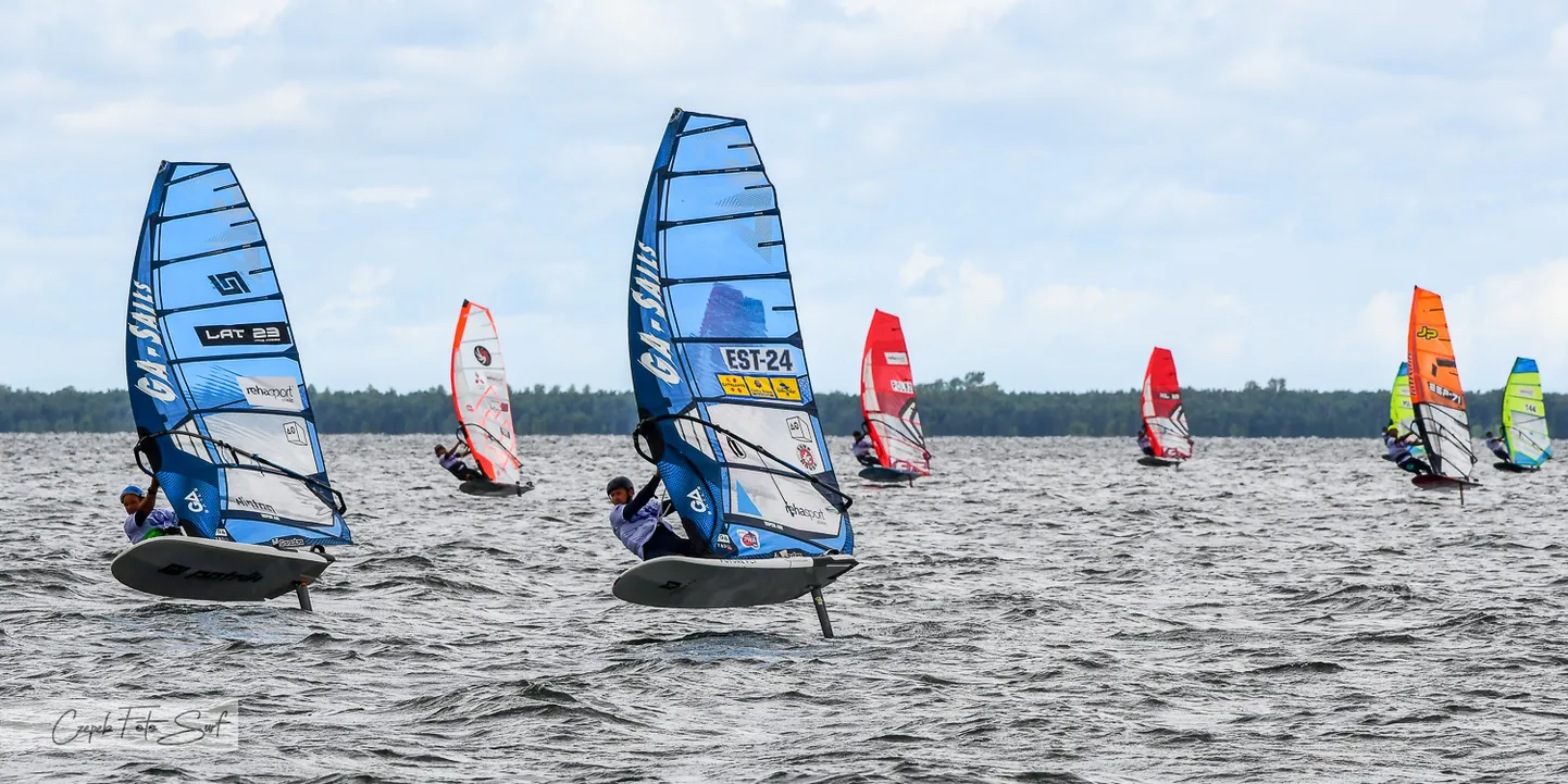 John Kaju (EST 24) Formula Foil MM-il
