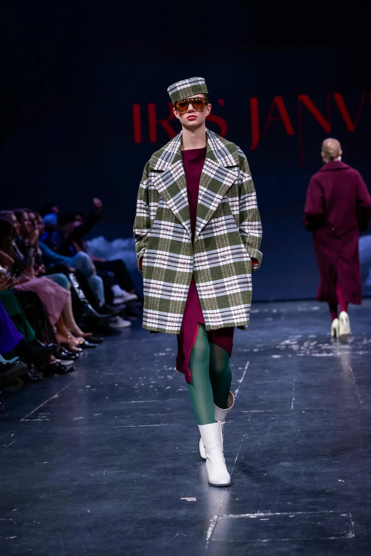 Julgus värve kombineerida ja sügisene ruut. Iris Janvier FOTO: Erlend Štaub/tfw
