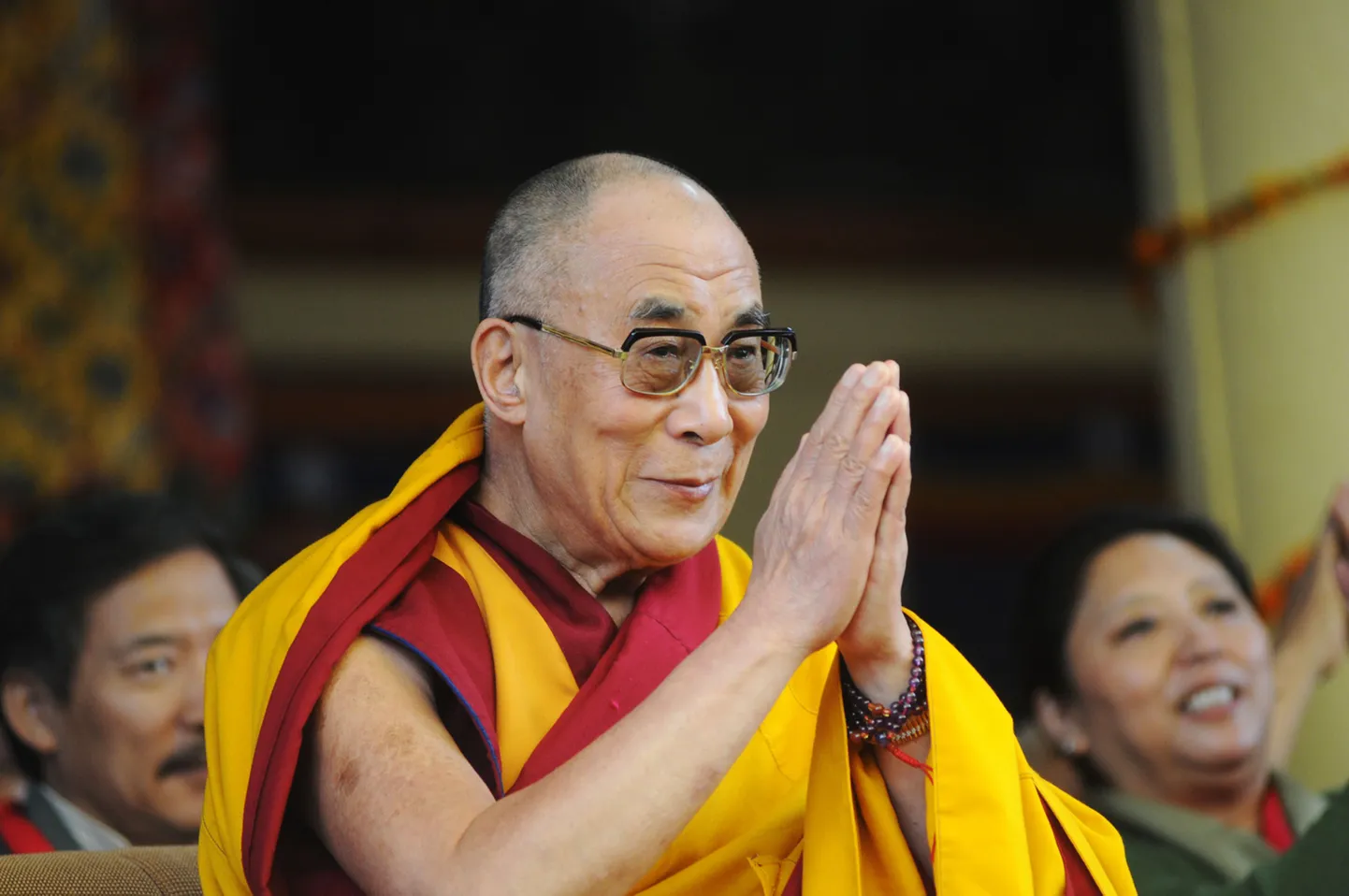 14nes dalai-laama Tenzin Gyatso
