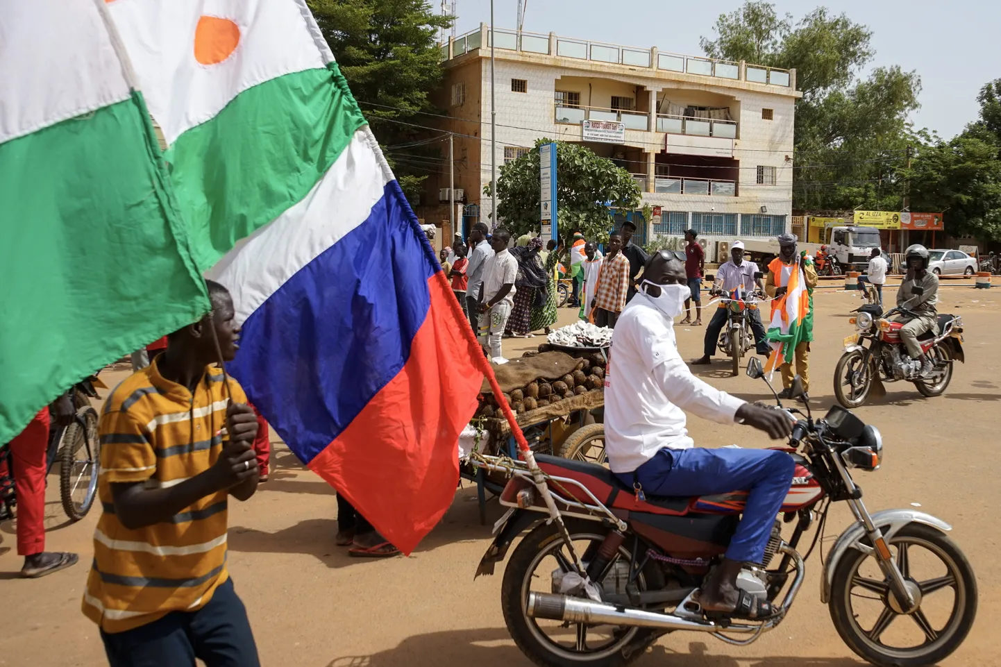 Prantsuse sõjaväe vastane meeleavaldus Nigeri pealinnas Niameys mullu septembris.